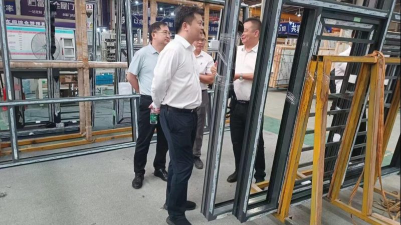 明框幕墙批发价格：揭秘其背后的成本构成**
